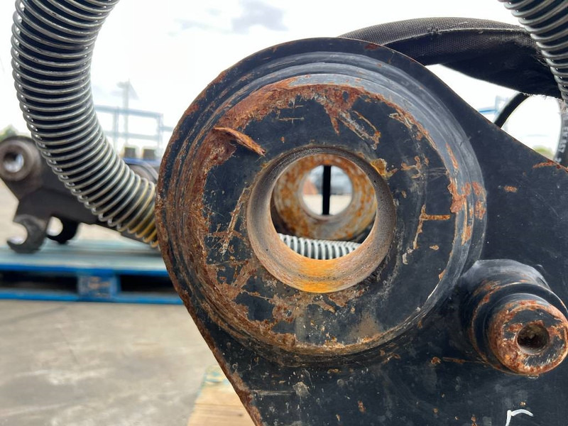 Kiirühendus - Ehitusmasinad OilQuick OQ70/55 - 323F: pilt 17