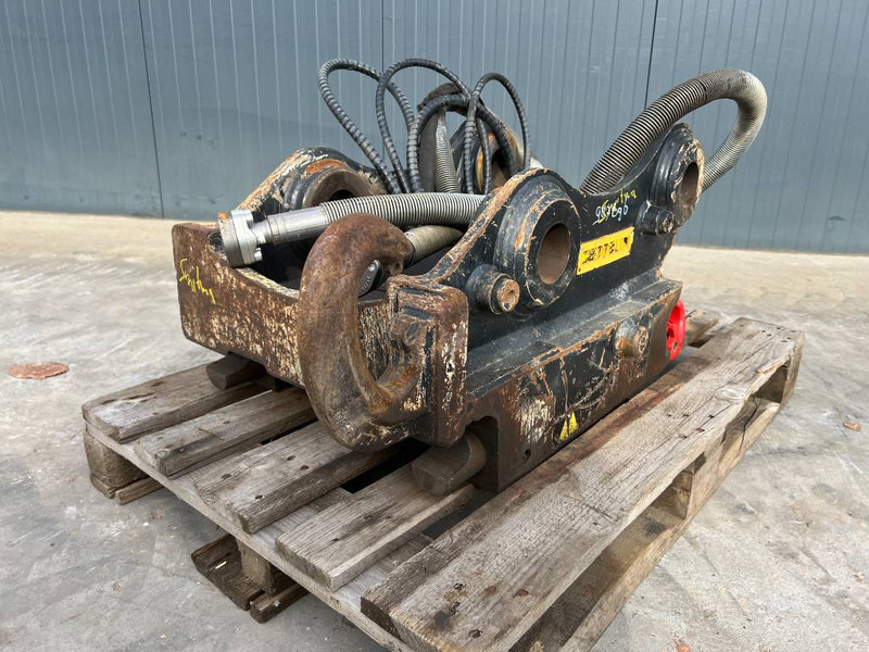 OilQuick OQ70/55 - Kiirühendus - Ehitusmasinad: pilt 1 OilQuick OQ70/55 - Kiirühendus - Ehitusmasinad: pilt 1