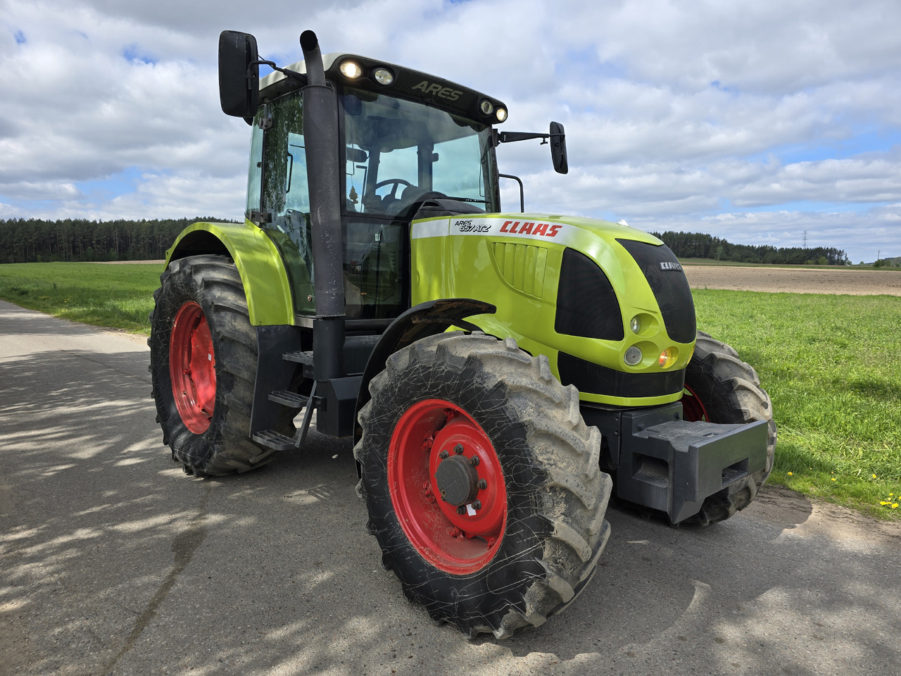 CLAAS Ares 657 ATZ - Traktor: pilt 2 CLAAS Ares 657 ATZ - Traktor: pilt 2