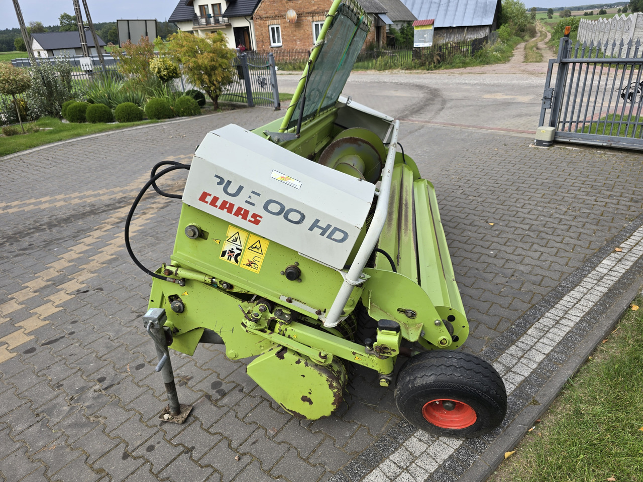 CLAAS PU 300 HD - Saagikoristusmasina lisa: pilt 2 CLAAS PU 300 HD - Saagikoristusmasina lisa: pilt 2