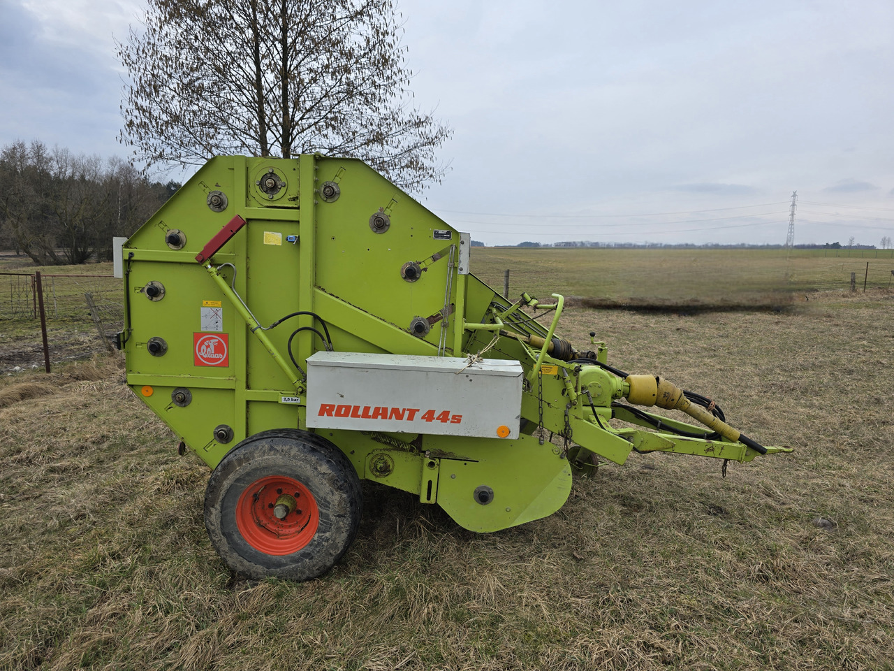 CLAAS ROLLANT 44s - Heinapress, ümmargune: pilt 3 CLAAS ROLLANT 44s - Heinapress, ümmargune: pilt 3