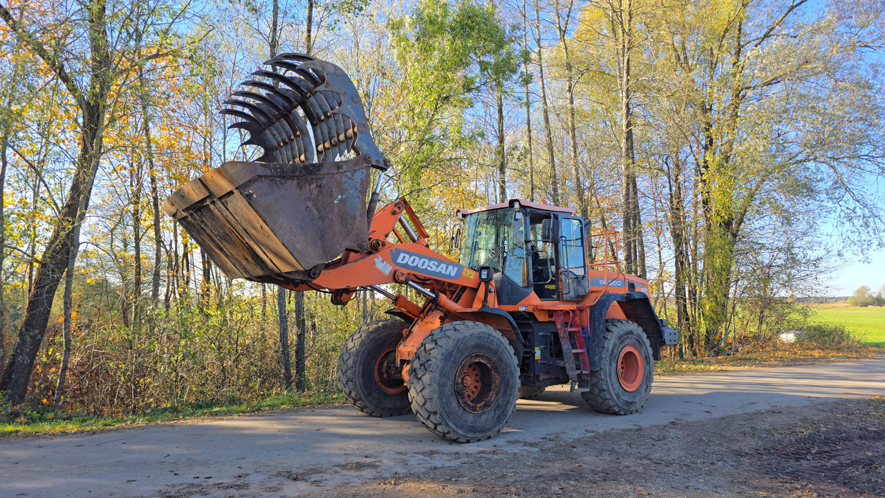 DOOSAN DL300-3 z WAGĄ - Rataslaadur: pilt 3 DOOSAN DL300-3 z WAGĄ - Rataslaadur: pilt 3