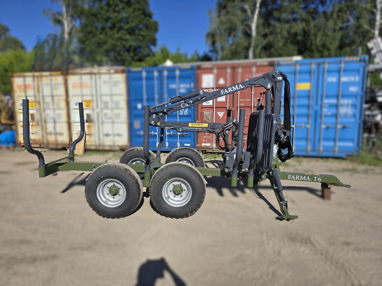 FARMA T6 + żuraw C4,2 - Metsahaagis: pilt 1 FARMA T6 + żuraw C4,2 - Metsahaagis: pilt 1