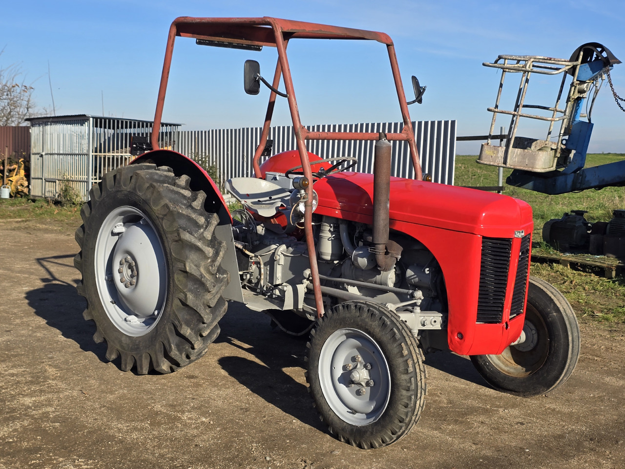 FERGUSON TEF20 - Traktor: pilt 2 FERGUSON TEF20 - Traktor: pilt 2