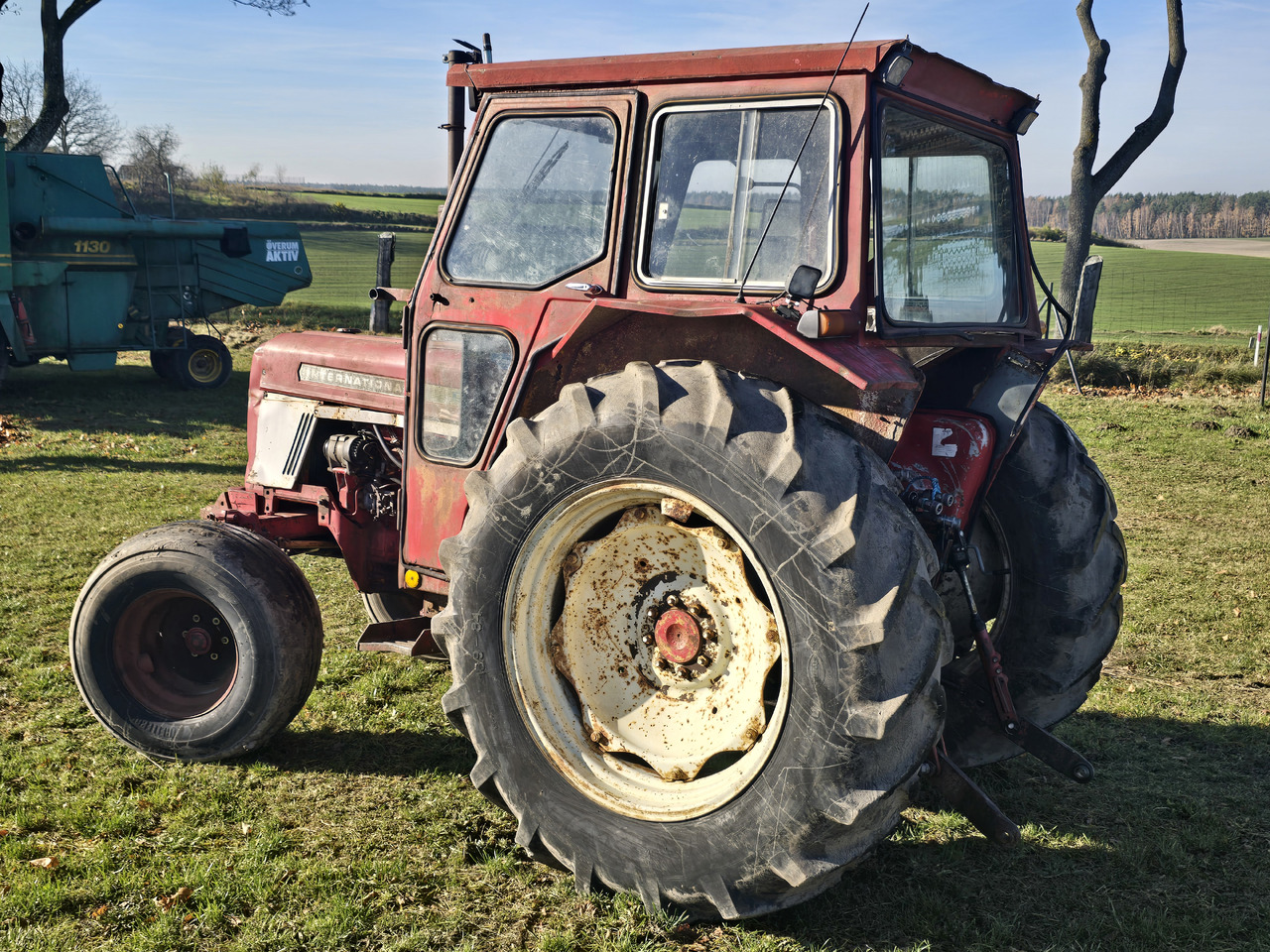 INTERNATIONAL 574 - Traktor: pilt 3 INTERNATIONAL 574 - Traktor: pilt 3