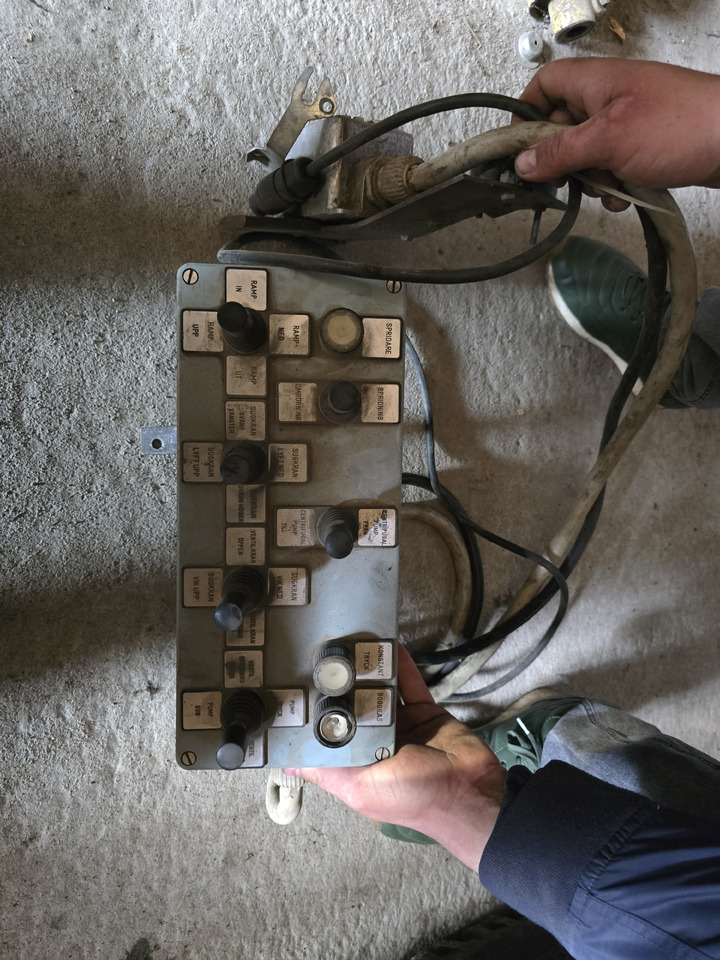 Jako 14000 - Lägapütt: pilt 2 Jako 14000 - Lägapütt: pilt 2