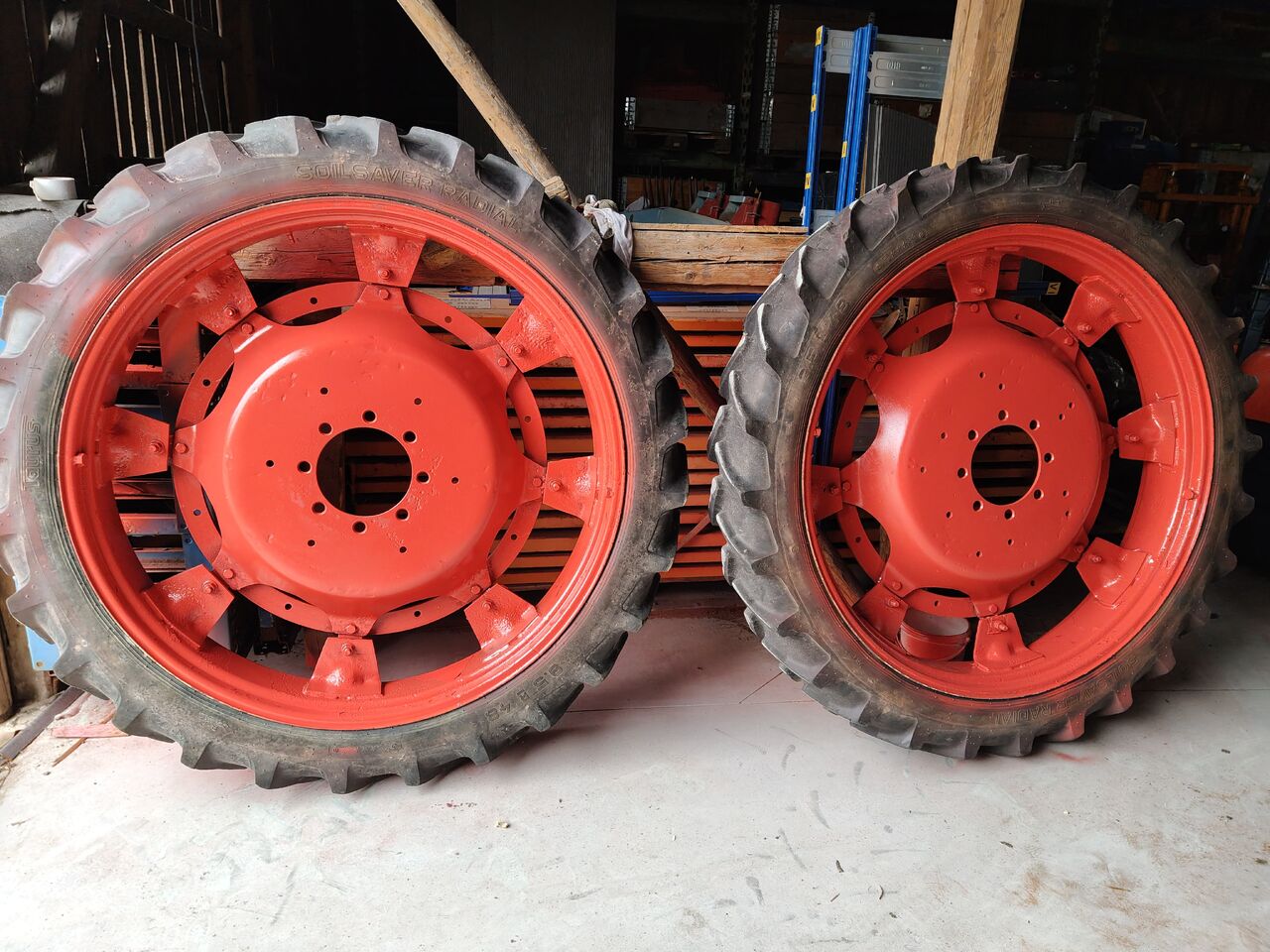 Kleber, Taurus 11.2 R32 (270/95 R32), 9.5 R48 - Komplektne ratas - Põllutööseade: pilt 2 Kleber, Taurus 11.2 R32 (270/95 R32), 9.5 R48 - Komplektne ratas - Põllutööseade: pilt 2