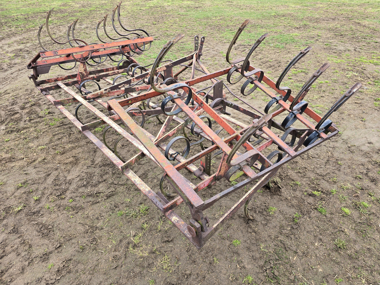 MASSEY-FERGUSON 4-25 MASSEY-FERGUSON 4-25 - Kultivaator: pilt 5 MASSEY-FERGUSON 4-25 MASSEY-FERGUSON 4-25 - Kultivaator: pilt 5