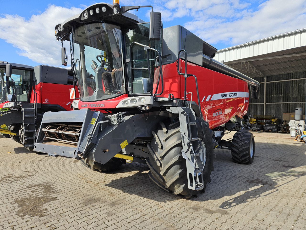 Massey Ferguson Delta 9380 - Kombain: pilt 2 Massey Ferguson Delta 9380 - Kombain: pilt 2