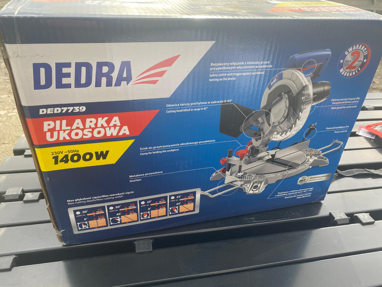 Norton, Dedra ukośnica, zestaw kluczy, lampa z czujnikiem, koszulka Polo - Auto tööriist: pilt 2 Norton, Dedra ukośnica, zestaw kluczy, lampa z czujnikiem, koszulka Polo - Auto tööriist: pilt 2