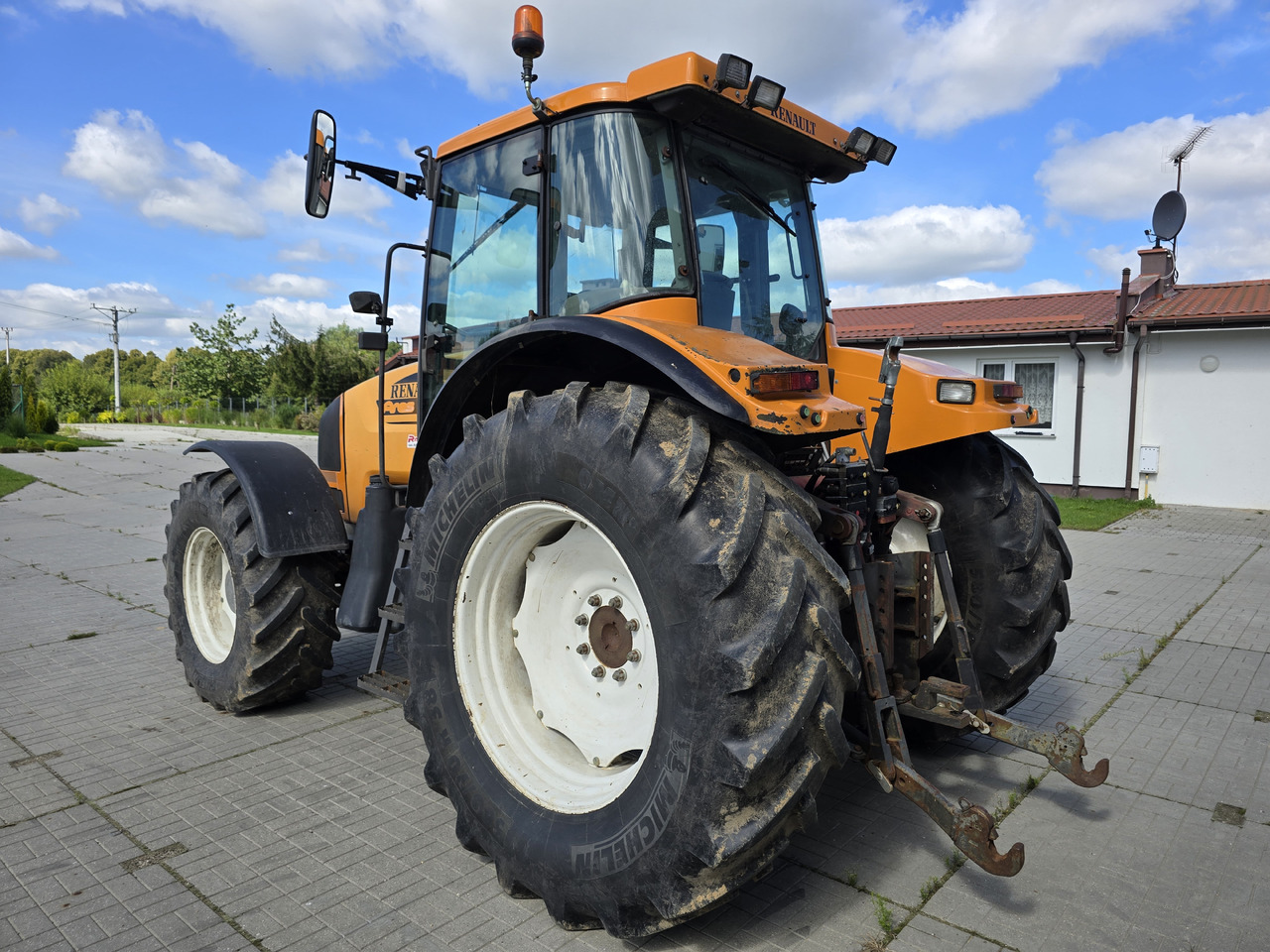 RENAULT Ares 816 RZ - Traktor: pilt 3 RENAULT Ares 816 RZ - Traktor: pilt 3