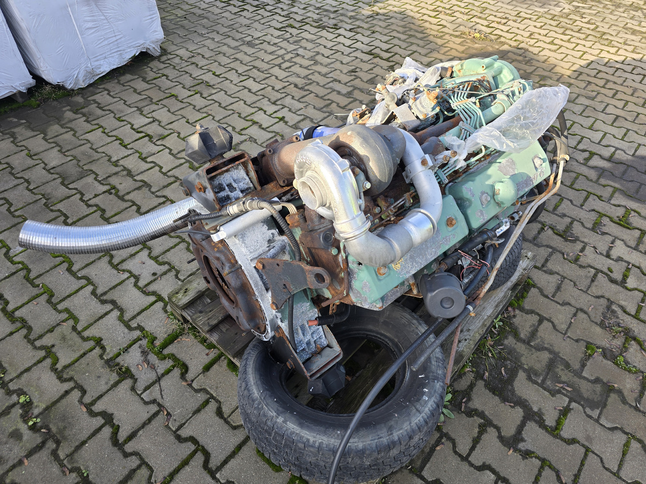 VOLVO D61 Turbo - Turbo - Ehitusmasinad: pilt 2 VOLVO D61 Turbo - Turbo - Ehitusmasinad: pilt 2