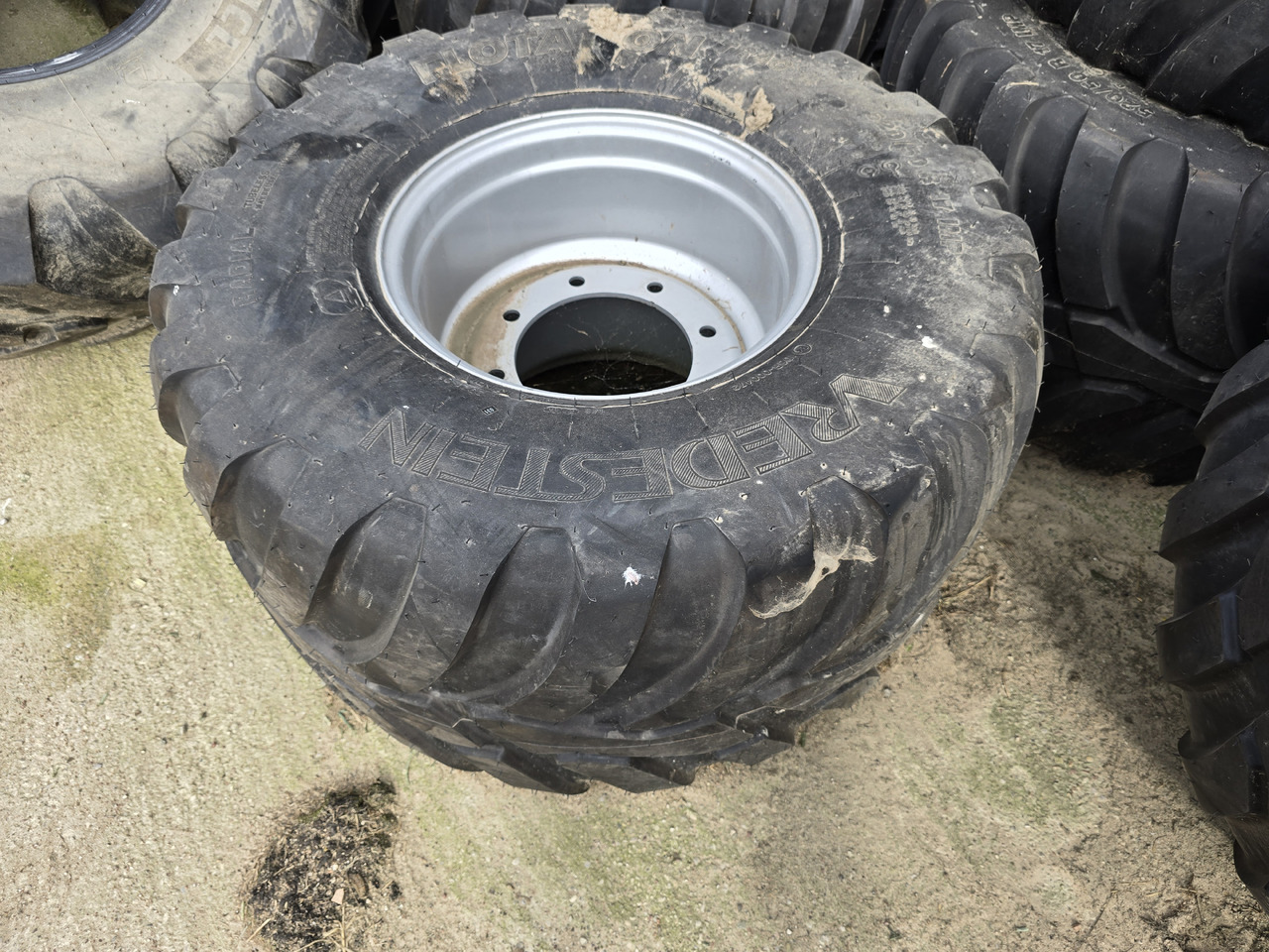 VREDESTEIN 520/50 R17 IMP - Komplektne ratas - Põllutööseade: pilt 4 VREDESTEIN 520/50 R17 IMP - Komplektne ratas - Põllutööseade: pilt 4