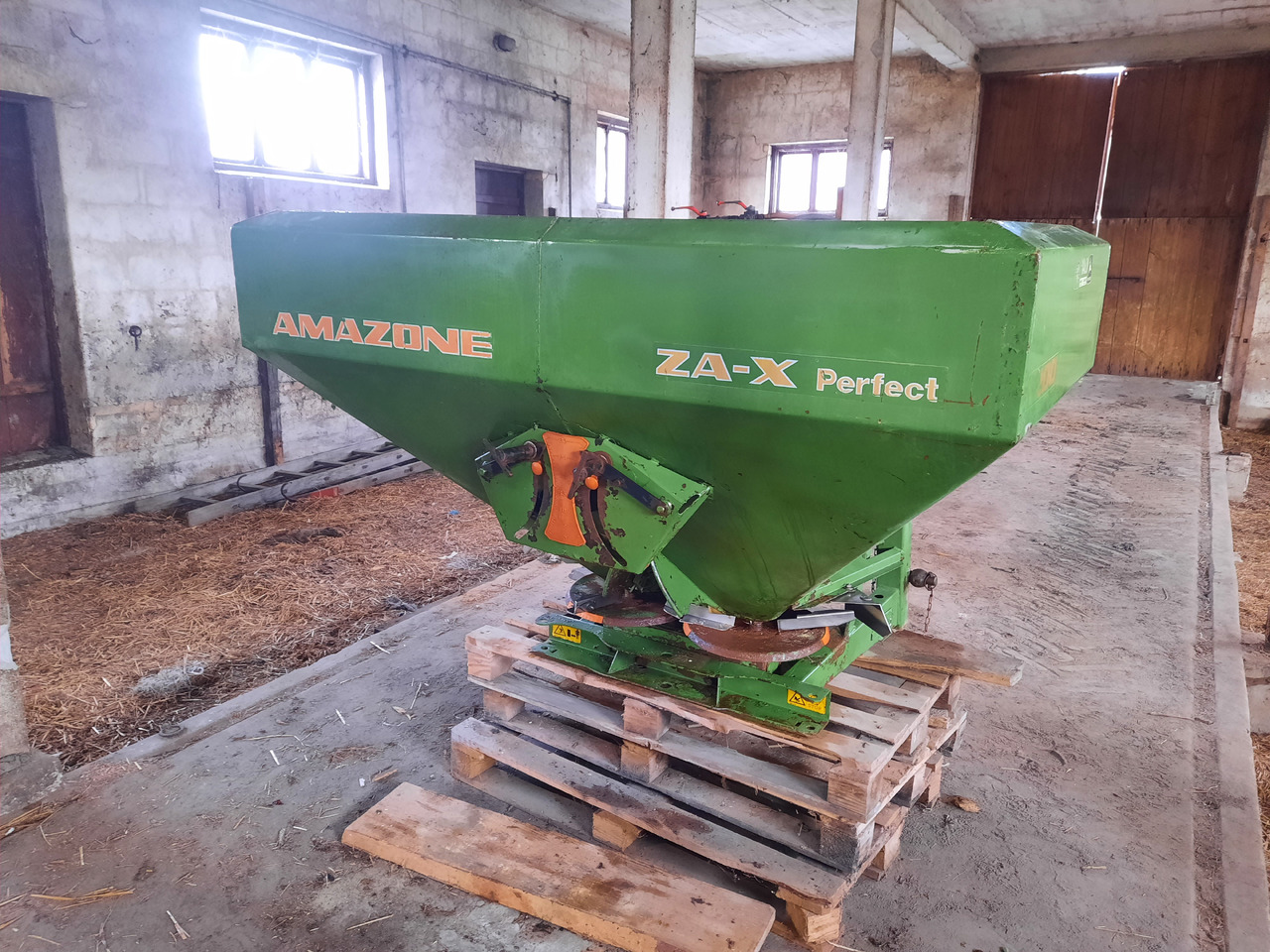 Amazone ZA-X Perfect 1200 - Väetiselaoturid: pilt 3 Amazone ZA-X Perfect 1200 - Väetiselaoturid: pilt 3