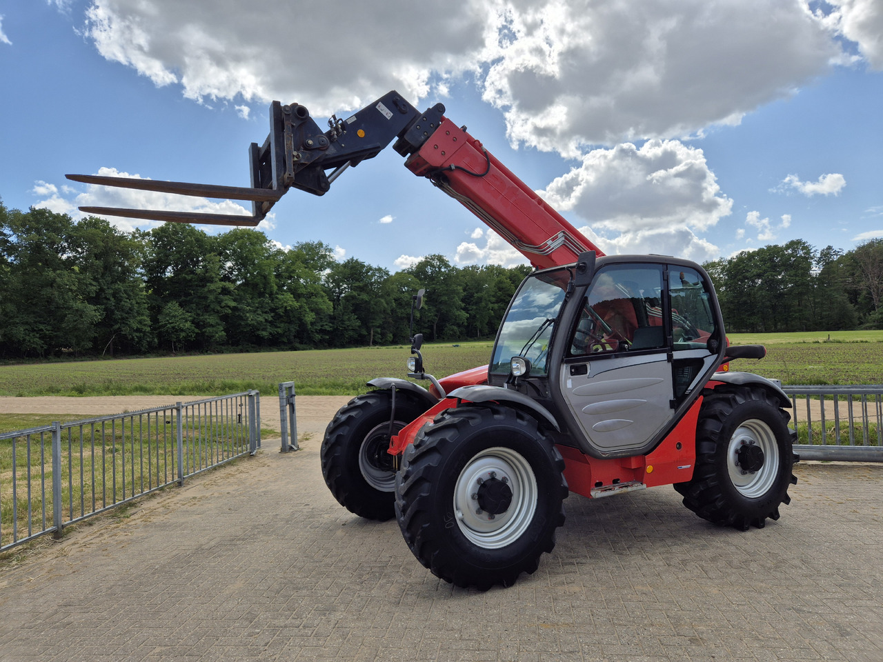 Manitou MT 932 - Teleskooplaadur: pilt 1 Manitou MT 932 - Teleskooplaadur: pilt 1