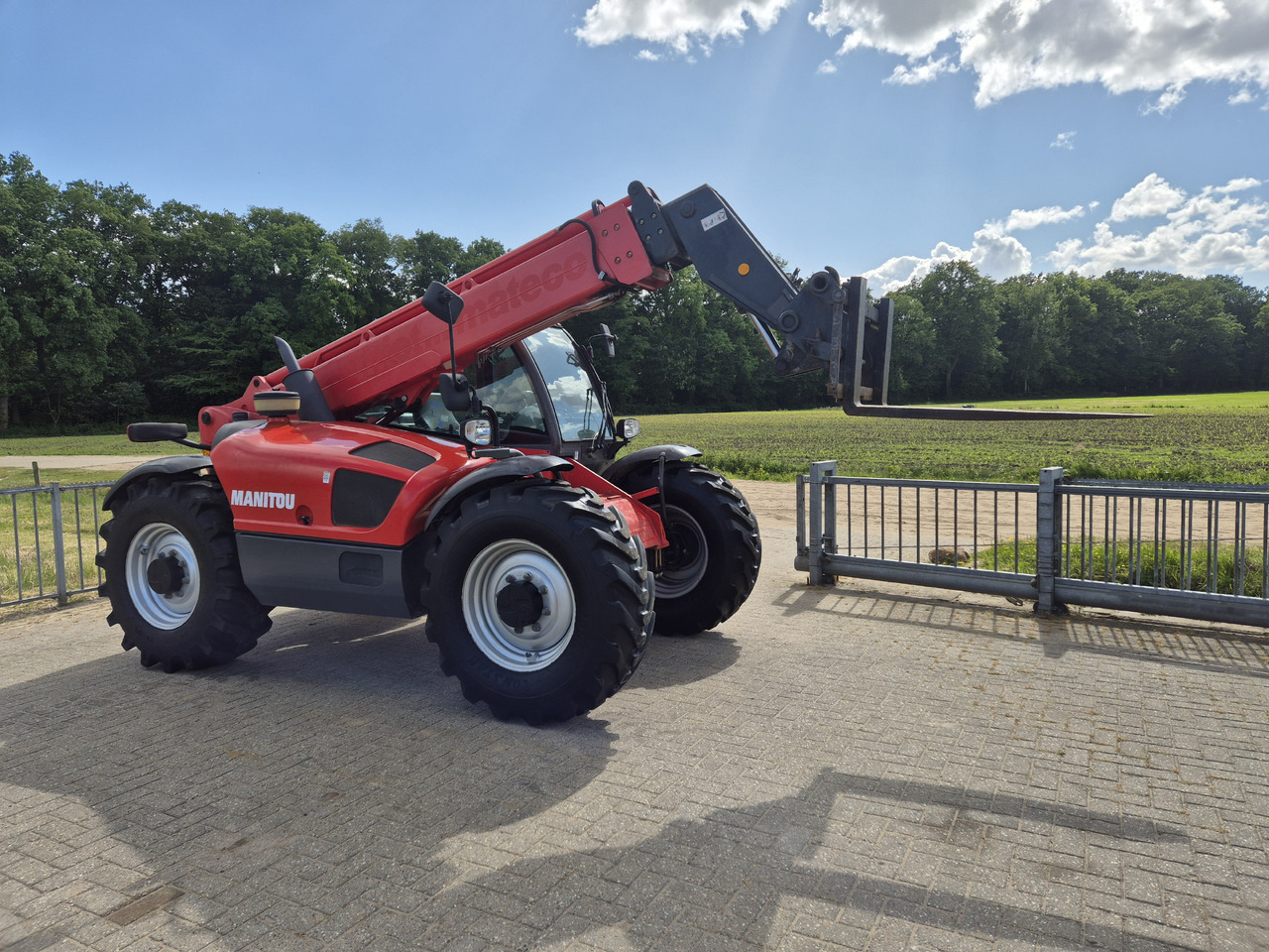 Manitou MT 932 - Teleskooplaadur: pilt 2 Manitou MT 932 - Teleskooplaadur: pilt 2