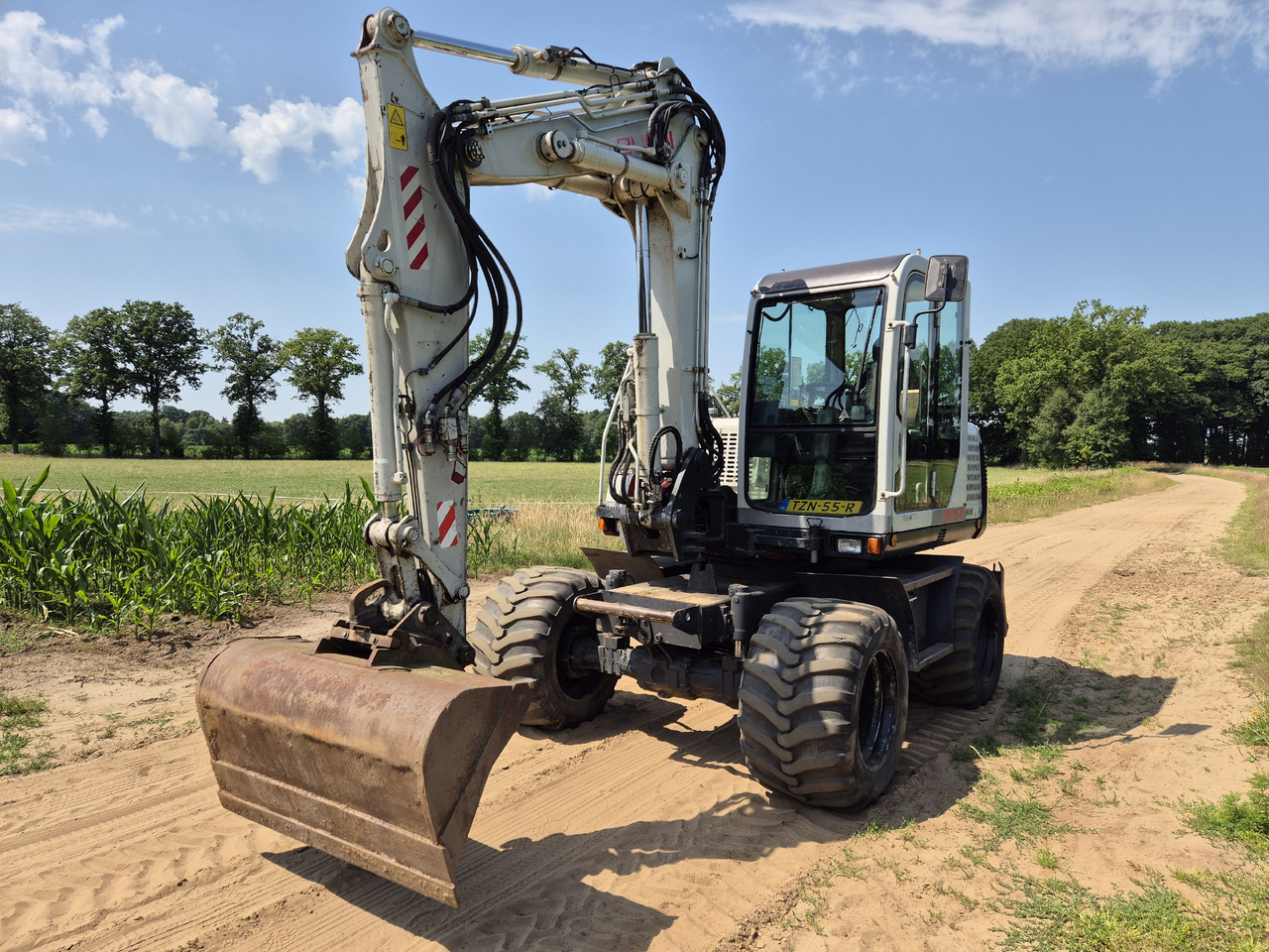 Tackeuchi TB 175 W - Ratastel ekskavaator: pilt 5 Tackeuchi TB 175 W - Ratastel ekskavaator: pilt 5