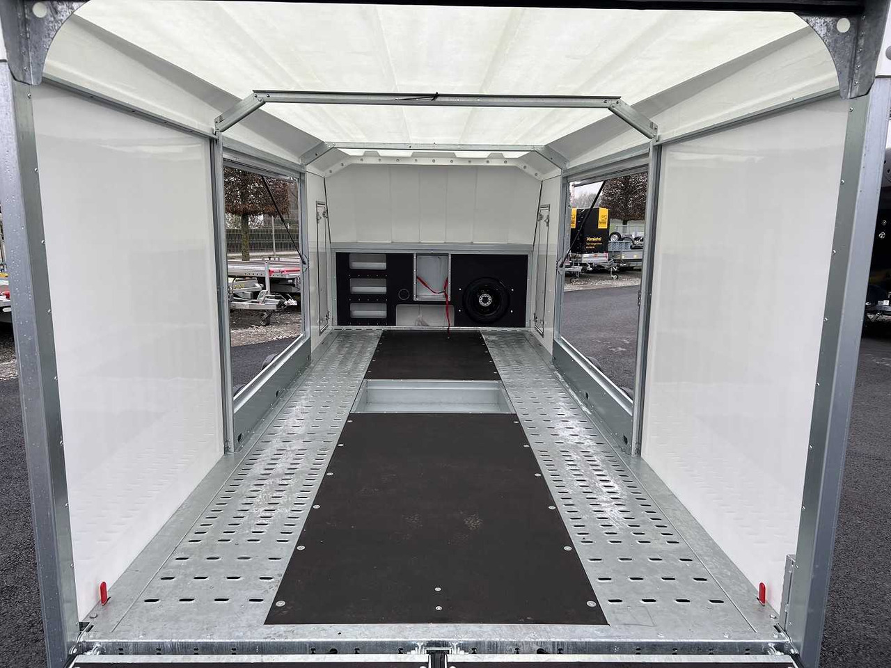 Uus Treiler järelhaagis BRIAN_JAMES Race Sport Autotransporter geschlossen: pilt 11