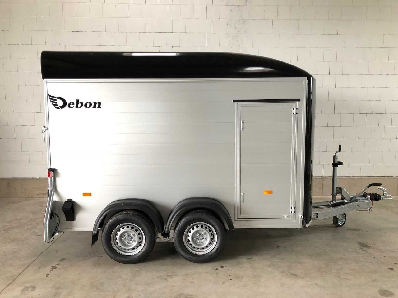 CHEVAL LIBERTE C500 Roadster 2 Türen Kofferanhänger - Mootorratta haagis: pilt 5 CHEVAL LIBERTE C500 Roadster 2 Türen Kofferanhänger - Mootorratta haagis: pilt 5