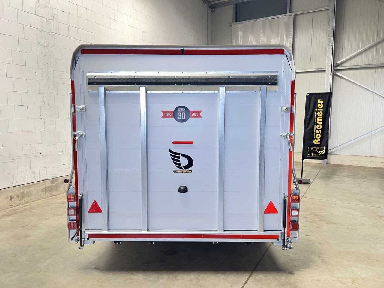 CHEVAL LIBERTE DEBON C2000 Roadster ALF Autotransporter geschlossen - Treiler järelhaagis: pilt 4 CHEVAL LIBERTE DEBON C2000 Roadster ALF Autotransporter geschlossen - Treiler järelhaagis: pilt 4