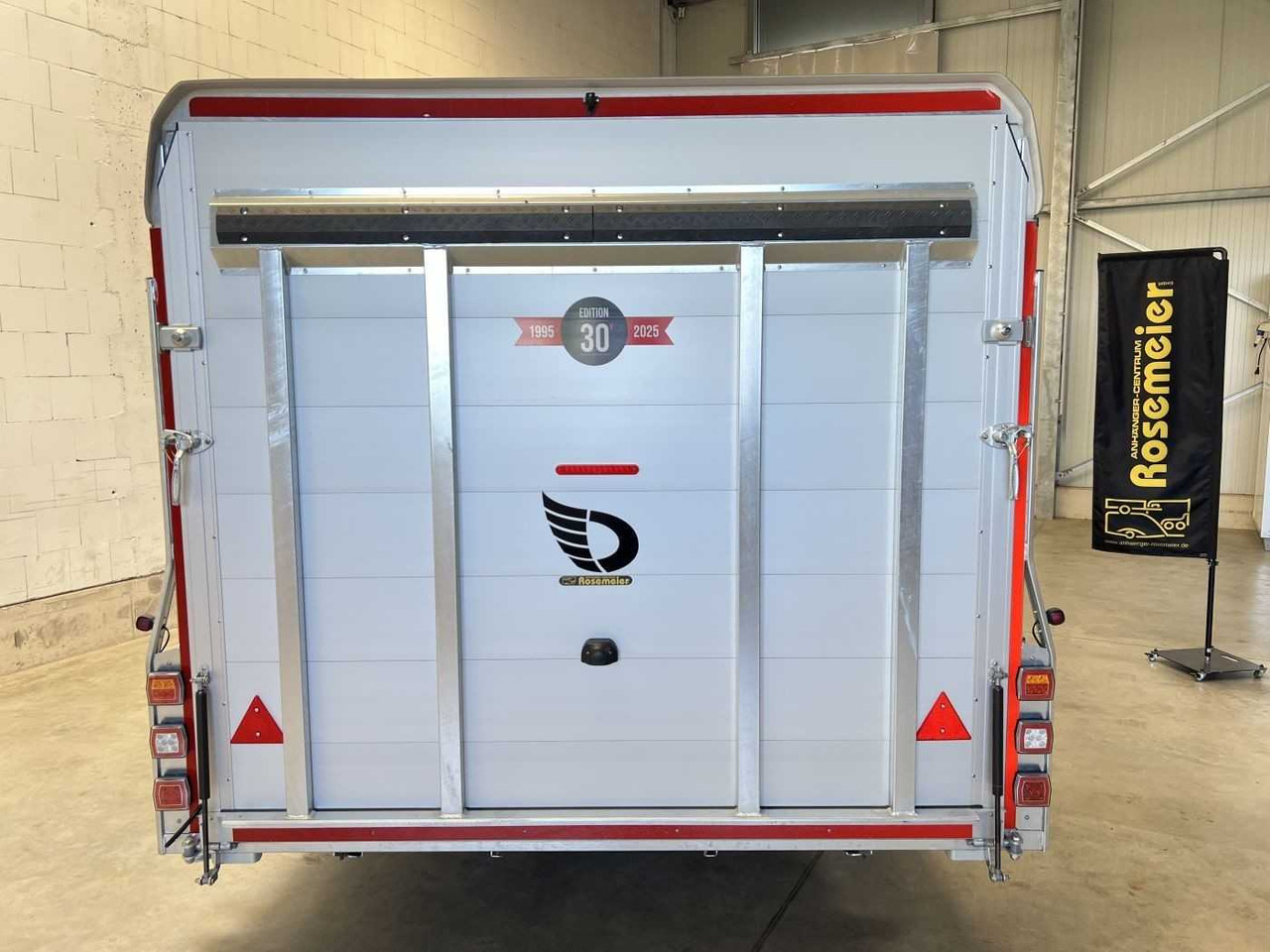 CHEVAL LIBERTE DEBON C2000 Roadster ALF Autotransporter geschlossen - Treiler järelhaagis: pilt 5 CHEVAL LIBERTE DEBON C2000 Roadster ALF Autotransporter geschlossen - Treiler järelhaagis: pilt 5