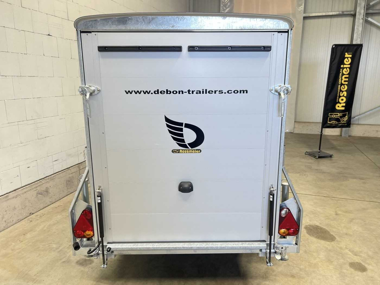 CHEVAL LIBERTE DEBON C255 Seitentür Kofferanhänger - Furgoonjärelhaagis: pilt 3 CHEVAL LIBERTE DEBON C255 Seitentür Kofferanhänger - Furgoonjärelhaagis: pilt 3