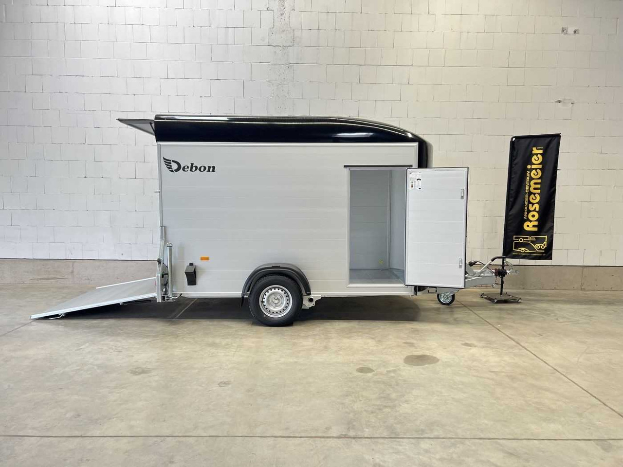CHEVAL LIBERTE DEBON C400 Roadster Kofferanhänger - Mootorratta haagis: pilt 1 CHEVAL LIBERTE DEBON C400 Roadster Kofferanhänger - Mootorratta haagis: pilt 1