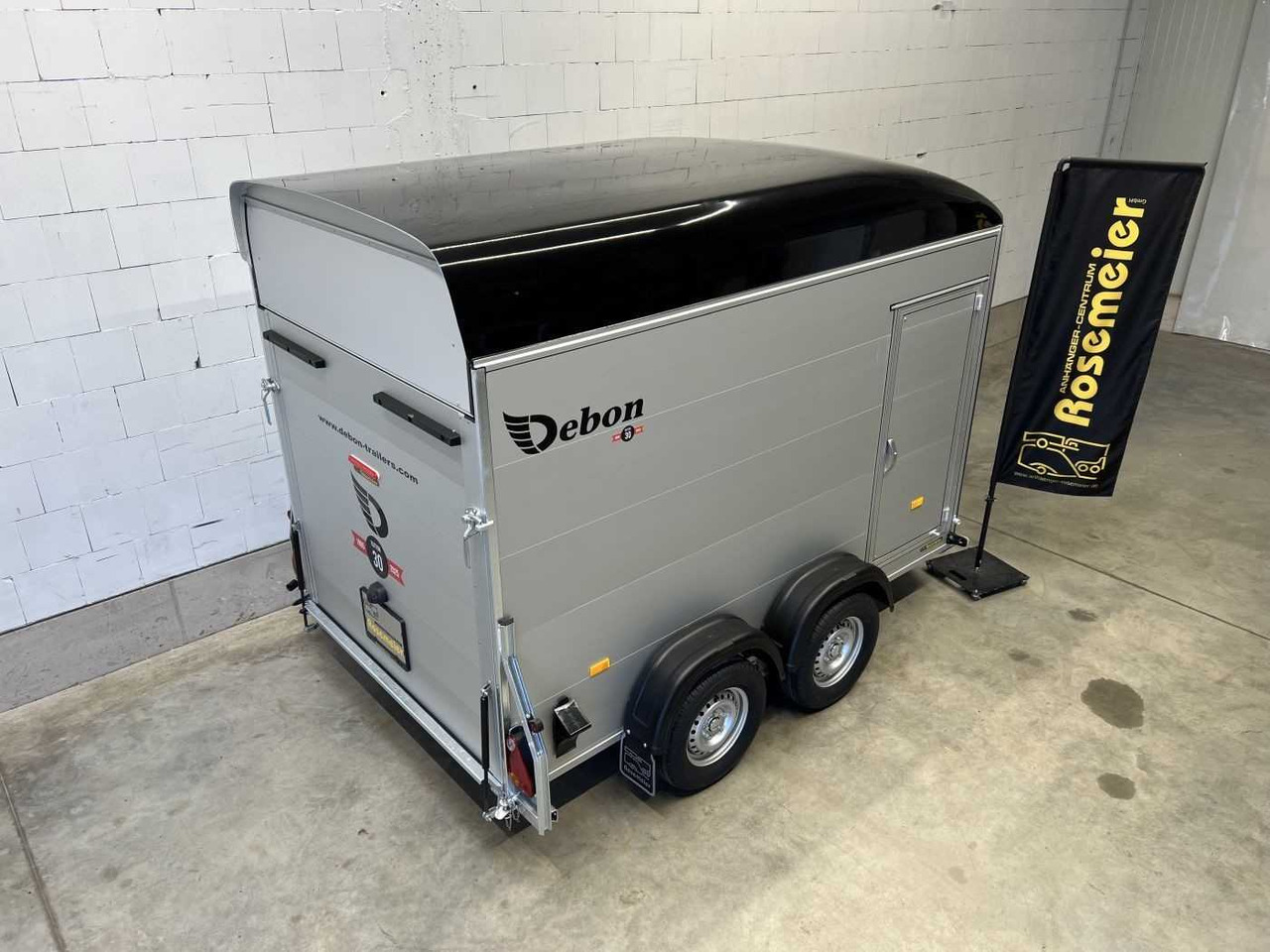 CHEVAL LIBERTE DEBON C500 Roadster Kofferanhänger - Mootorratta haagis: pilt 4 CHEVAL LIBERTE DEBON C500 Roadster Kofferanhänger - Mootorratta haagis: pilt 4