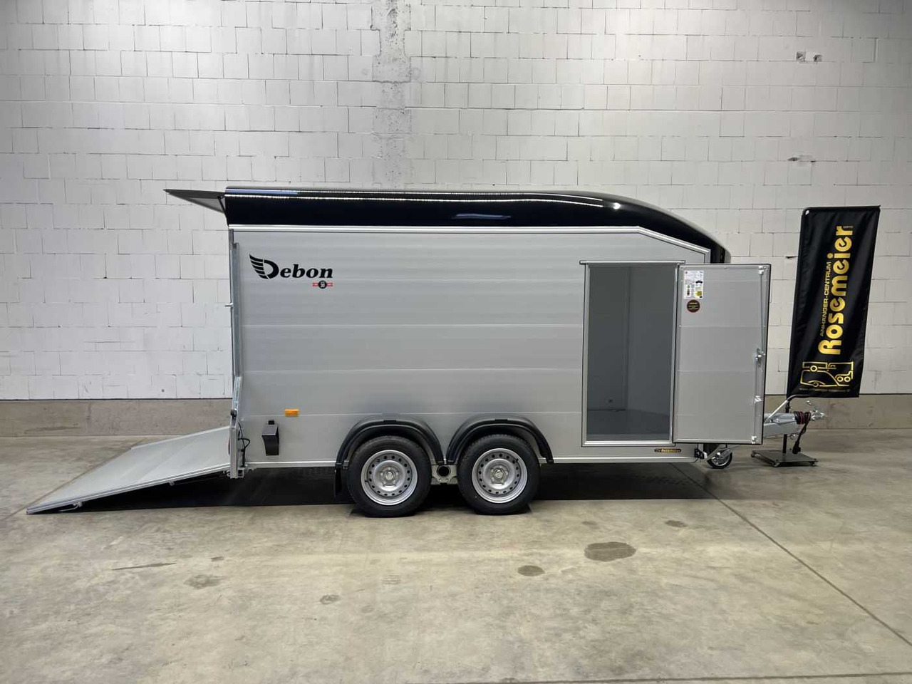 CHEVAL LIBERTE DEBON C700 Roadster Kofferanhänger - Furgoonjärelhaagis: pilt 1 CHEVAL LIBERTE DEBON C700 Roadster Kofferanhänger - Furgoonjärelhaagis: pilt 1