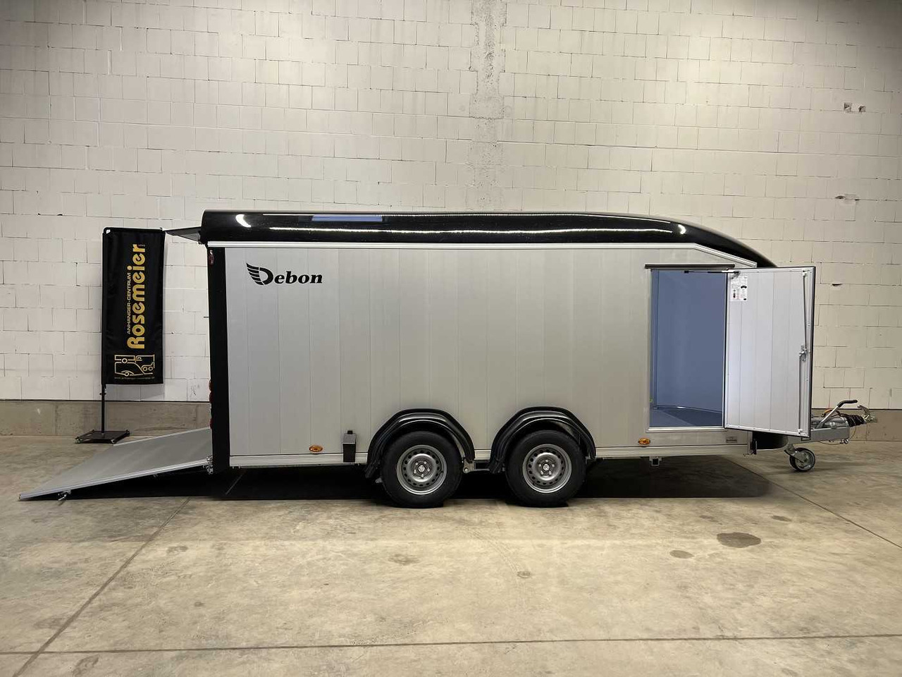 CHEVAL LIBERTE DEBON C900 Roadster Kofferanhänger - Furgoonjärelhaagis: pilt 2 CHEVAL LIBERTE DEBON C900 Roadster Kofferanhänger - Furgoonjärelhaagis: pilt 2