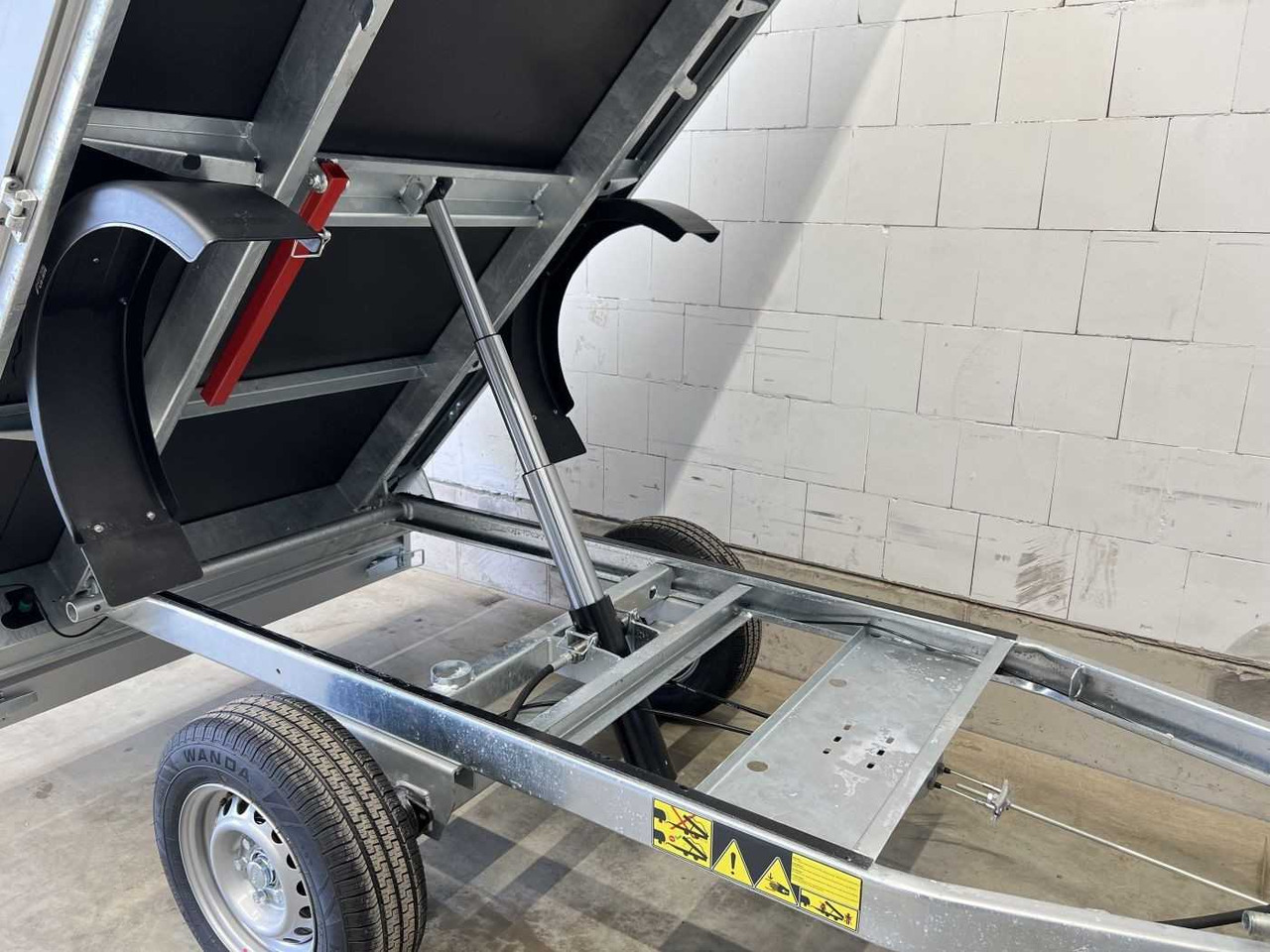 CHEVAL LIBERTE DEBON PW0E Eco 1500 Rückwärtskipper - Kalluri järelhaagis: pilt 3 CHEVAL LIBERTE DEBON PW0E Eco 1500 Rückwärtskipper - Kalluri järelhaagis: pilt 3