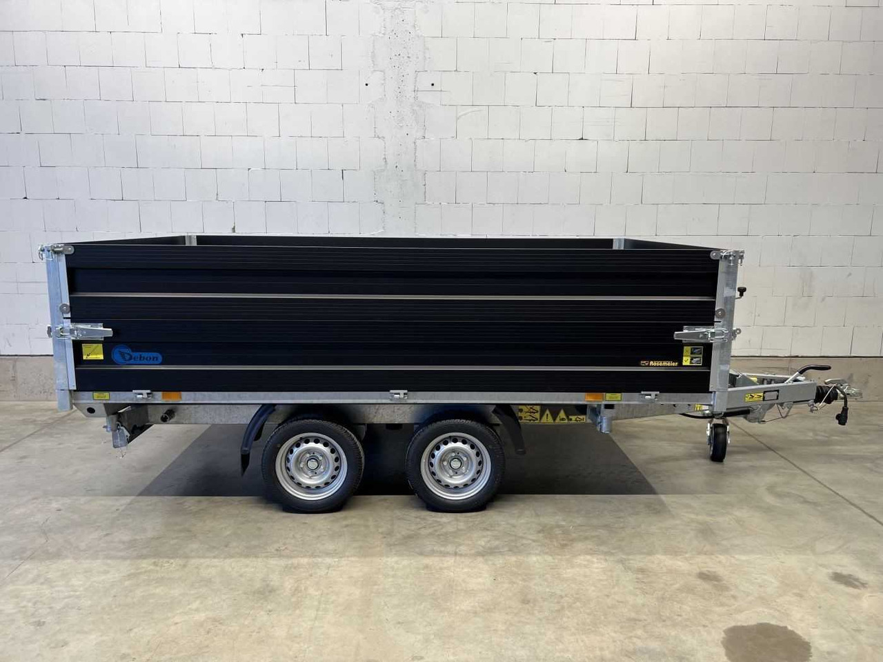 CHEVAL LIBERTE DEBON PW3.3E Black BWEH Dreiseitenkipper - Kalluri järelhaagis: pilt 2 CHEVAL LIBERTE DEBON PW3.3E Black BWEH Dreiseitenkipper - Kalluri järelhaagis: pilt 2