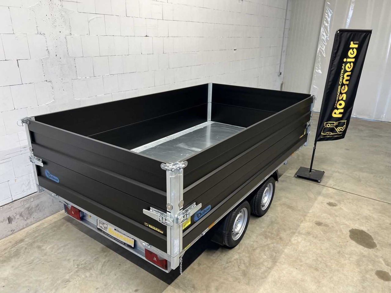 CHEVAL LIBERTE DEBON PW3.3E Black BWEH Dreiseitenkipper - Kalluri järelhaagis: pilt 3 CHEVAL LIBERTE DEBON PW3.3E Black BWEH Dreiseitenkipper - Kalluri järelhaagis: pilt 3