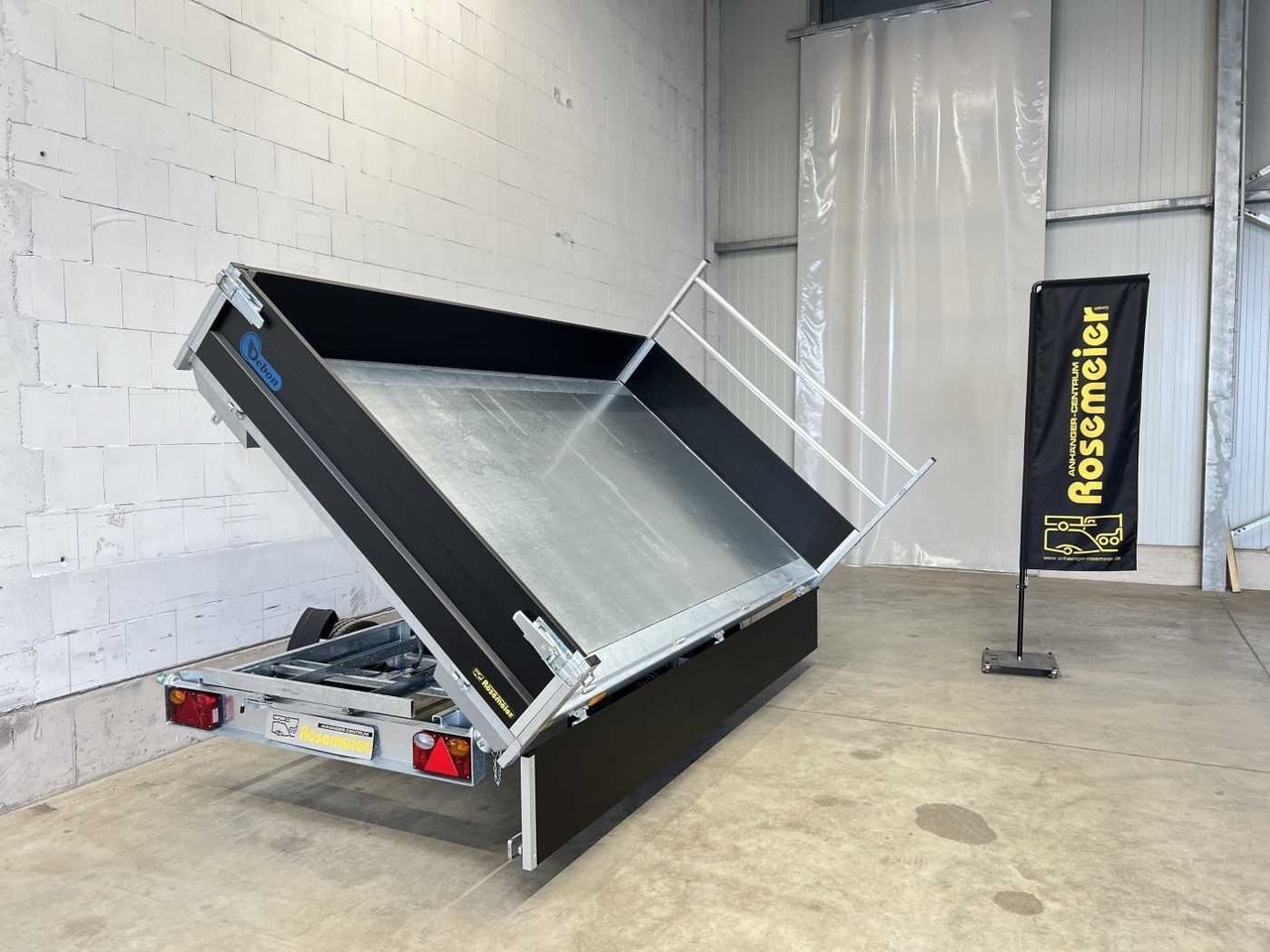 CHEVAL LIBERTE PW3.3E Black Dreiseitenkipper - Kalluri järelhaagis: pilt 5 CHEVAL LIBERTE PW3.3E Black Dreiseitenkipper - Kalluri järelhaagis: pilt 5