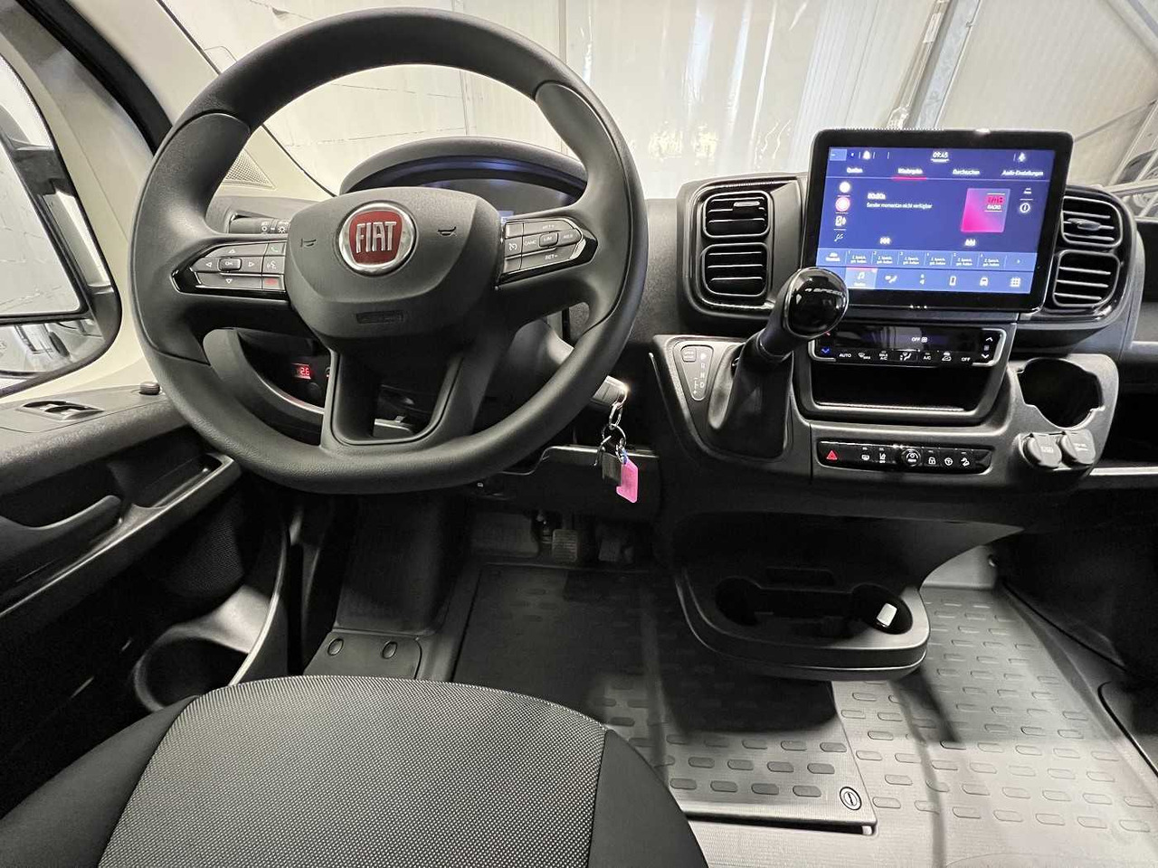 Fiat Böckmann Compact L+ Stall Tour LKW liising Fiat Böckmann Compact L+ Stall Tour LKW: pilt 14