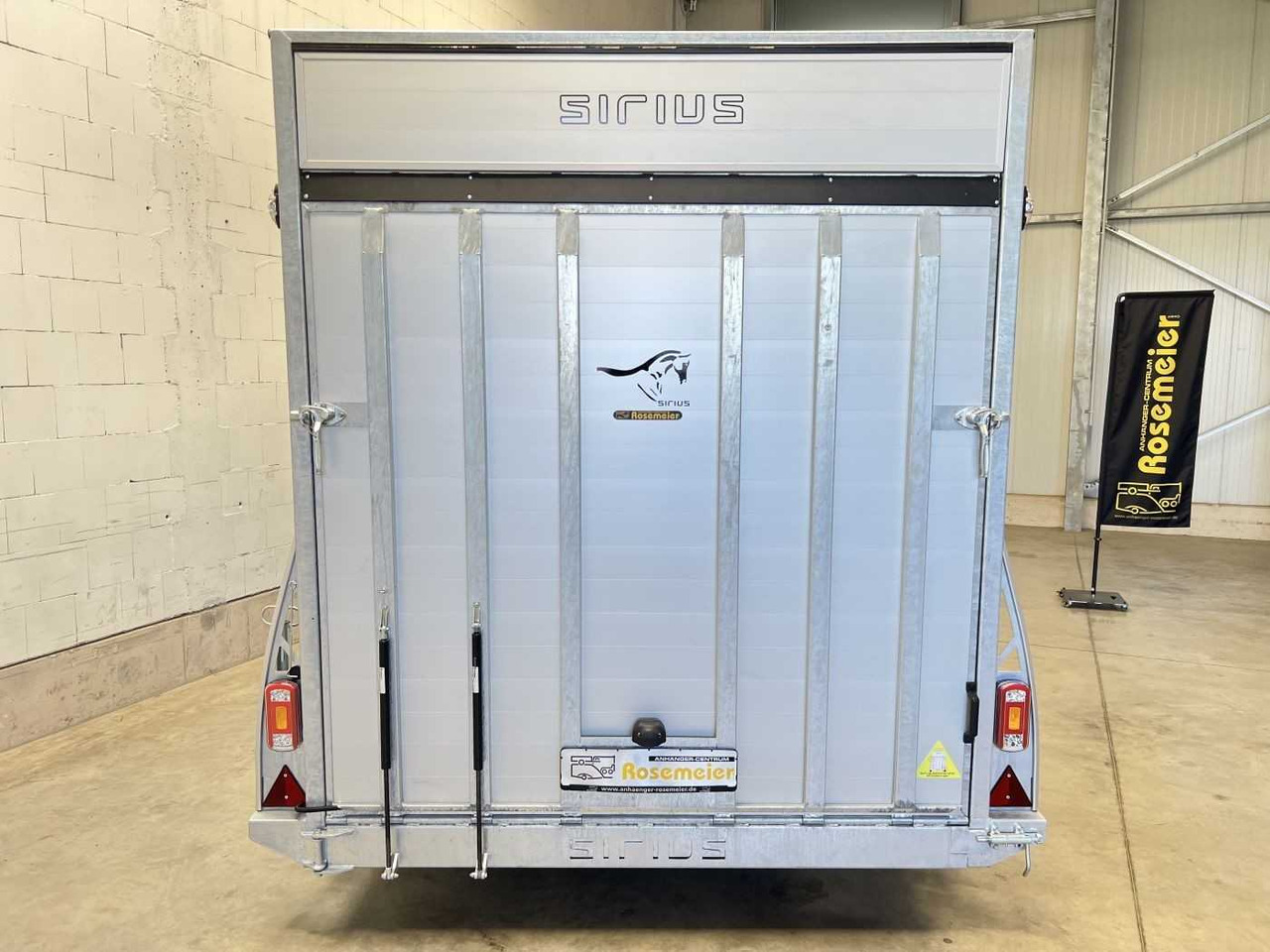 G270 Tür Kofferanhänger Sirius - Furgoonjärelhaagis: pilt 3 G270 Tür Kofferanhänger Sirius - Furgoonjärelhaagis: pilt 3