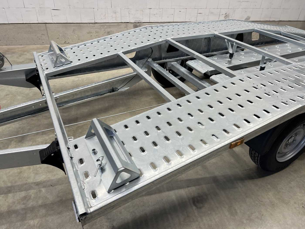 Uus Treiler järelhaagis GT 400/2 S 2,7T Autotransporter: pilt 13