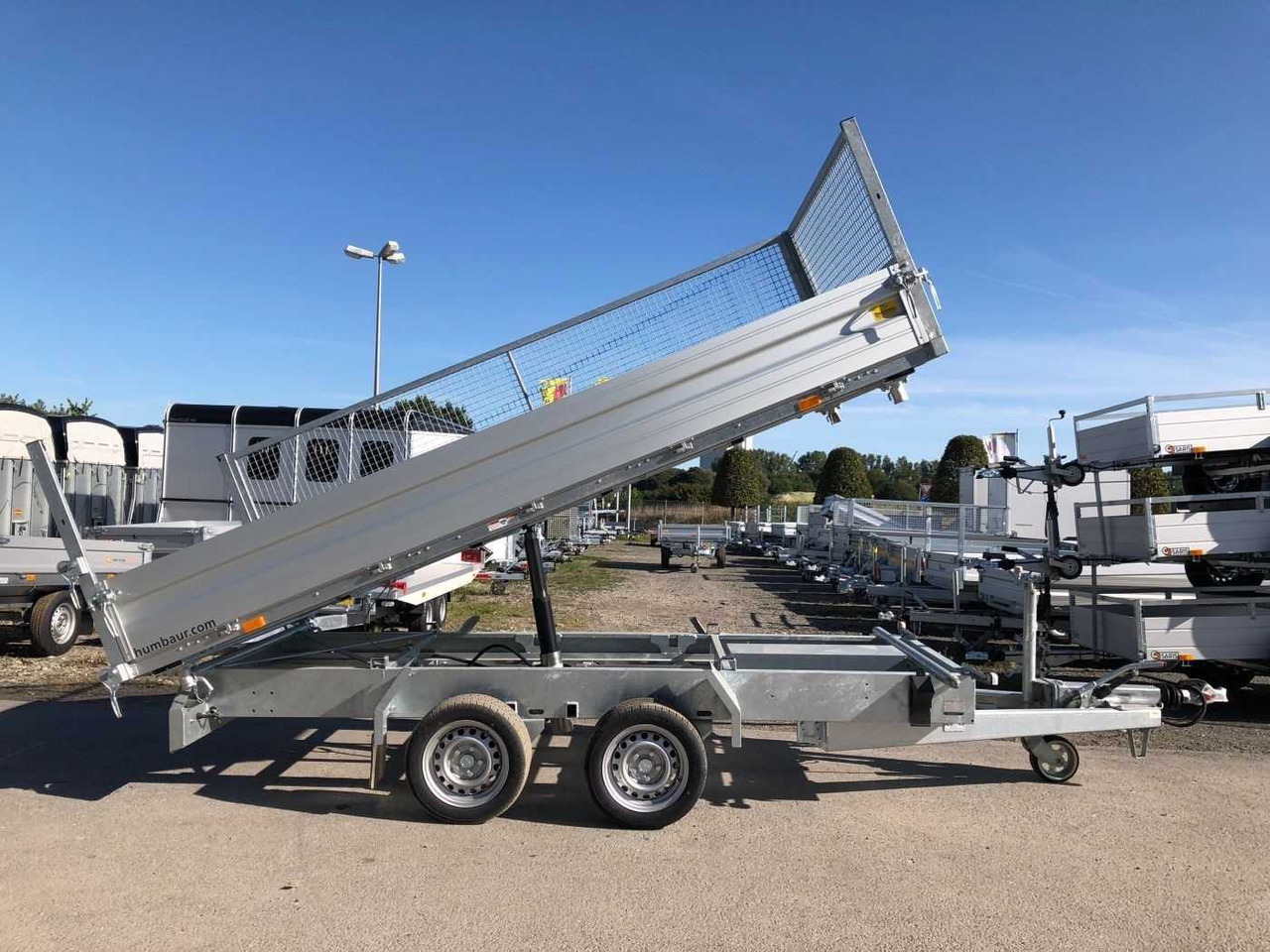 HUMBAUR HTK 3500.37 Gitter Dreiseitenkipper - Kalluri järelhaagis: pilt 1 HUMBAUR HTK 3500.37 Gitter Dreiseitenkipper - Kalluri järelhaagis: pilt 1