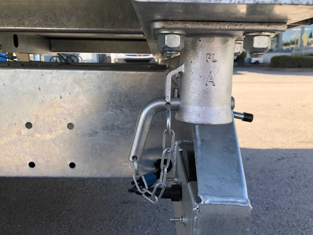 Uus Kalluri järelhaagis HUMBAUR HTK 3500.37 Gitter Dreiseitenkipper: pilt 10