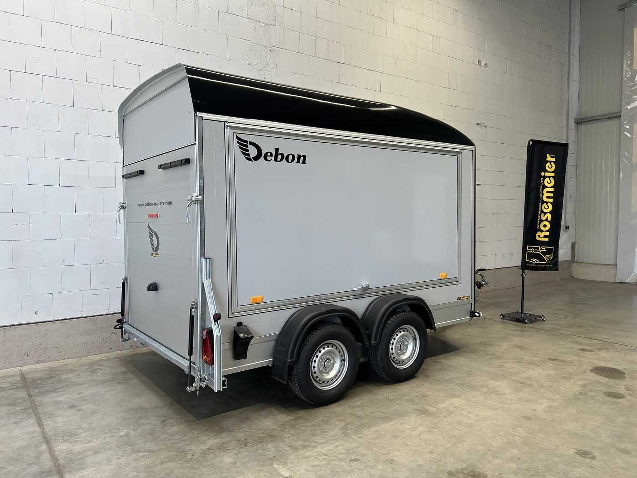 CHEVAL LIBERTE DEBON C500 Fourgon Verk.Kl re +Tür Kofferanhänger - Haagis: pilt 2 CHEVAL LIBERTE DEBON C500 Fourgon Verk.Kl re +Tür Kofferanhänger - Haagis: pilt 2