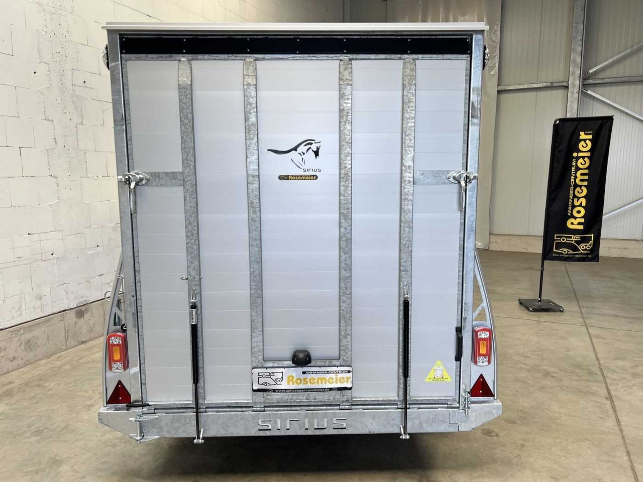 Kargo G150 Tür Kofferanhänger Sirius - Furgoonjärelhaagis: pilt 3 Kargo G150 Tür Kofferanhänger Sirius - Furgoonjärelhaagis: pilt 3