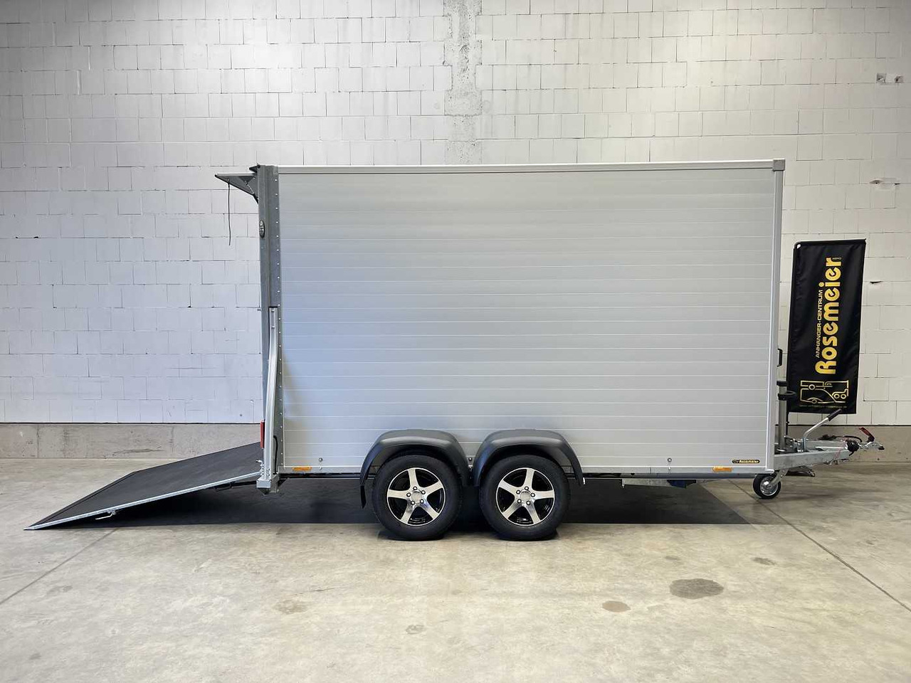 Kargo G375 Sirius Kofferanhänger - Furgoonjärelhaagis: pilt 1 Kargo G375 Sirius Kofferanhänger - Furgoonjärelhaagis: pilt 1