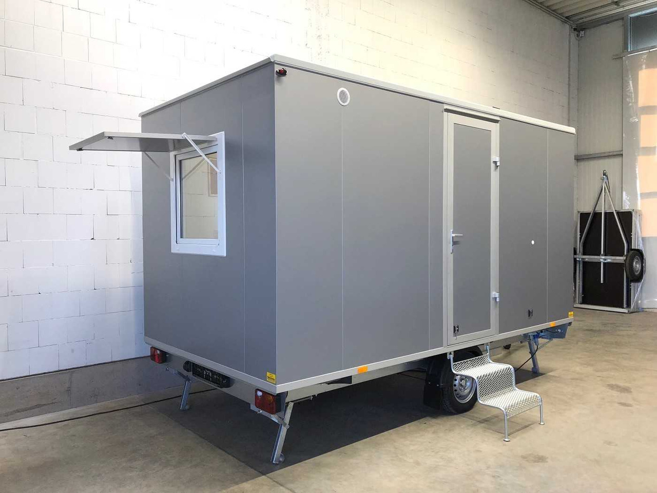 ROSEMEIER VE Mobi 4201 WC Bauwagen - Ehitusmahuti, Haagis: pilt 3 ROSEMEIER VE Mobi 4201 WC Bauwagen - Ehitusmahuti, Haagis: pilt 3