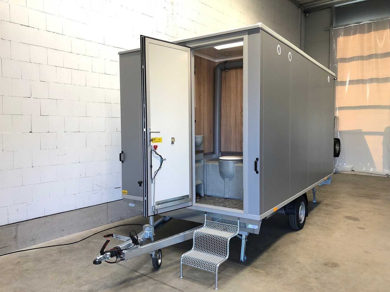 ROSEMEIER VE Mobi 4201 WC Bauwagen - Ehitusmahuti, Haagis: pilt 4 ROSEMEIER VE Mobi 4201 WC Bauwagen - Ehitusmahuti, Haagis: pilt 4