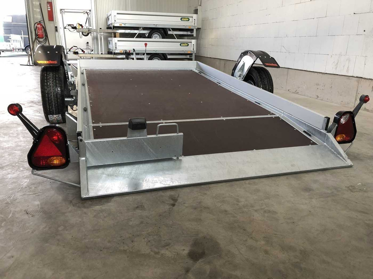 VEZEKO Husky FB 15.28 Absenker - Multilift/ Liftdumper haagis: pilt 5 VEZEKO Husky FB 15.28 Absenker - Multilift/ Liftdumper haagis: pilt 5