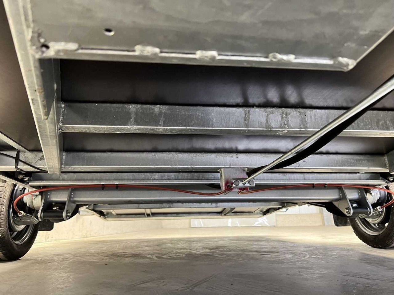 Uus Multilift/ Liftdumper haagis VEZEKO Husky Smart FB 15.30 Absenker: pilt 26