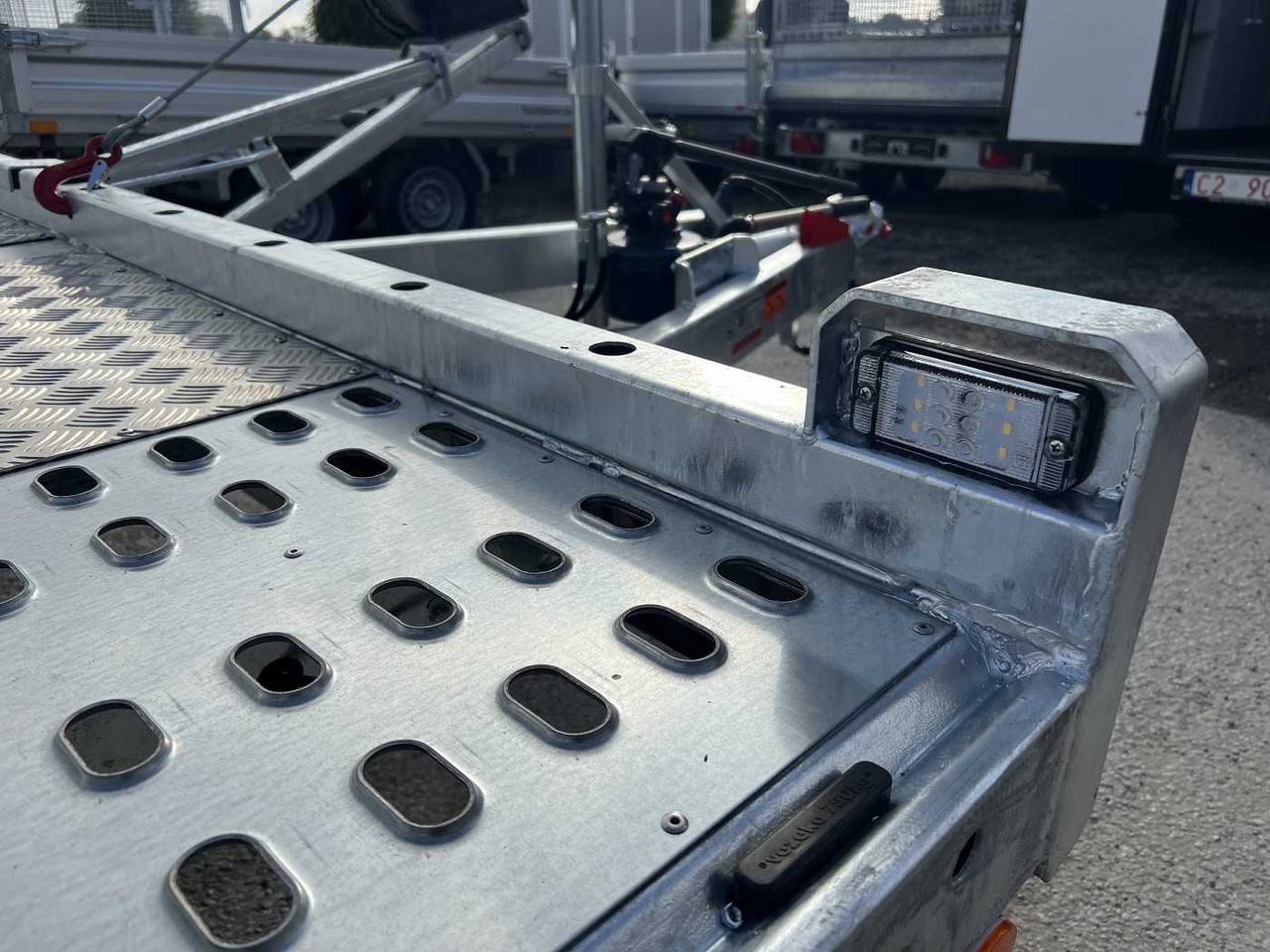 Uus Treiler järelhaagis VEZEKO Jumbola 35.60 Tridem Autotransporter: pilt 26