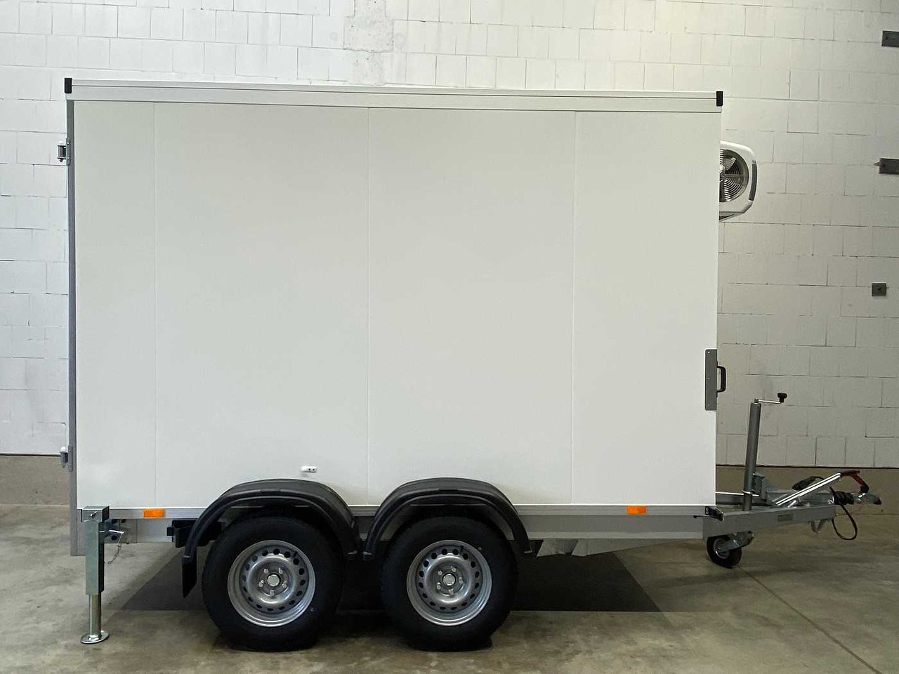 Uus Külmikjärelhaagis VEZEKO TK B 27.30 KH Kühlanhänger: pilt 28