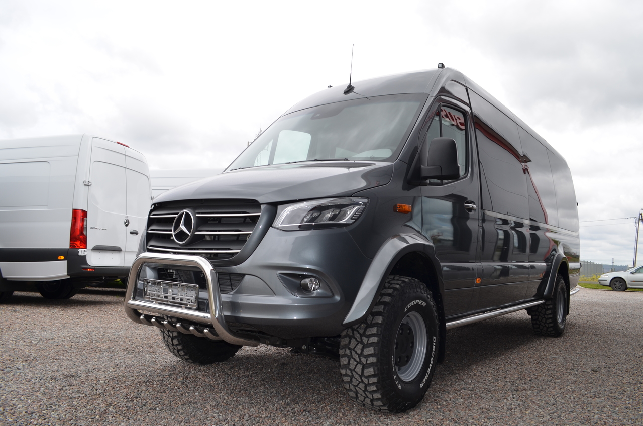 MERCEDES-BENZ Sprinter 519 4x4 high and low drive - Väikebuss, Mikrobuss: pilt 1 MERCEDES-BENZ Sprinter 519 4x4 high and low drive - Väikebuss, Mikrobuss: pilt 1