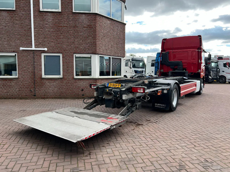 DAF CF 290 4X2 EURO6 SPACECAB RENOVA / VANGMUIL / LAADKLEP / TOP STAAT - Konteinerveduk/ Tõstukiga veoauto: pilt 4 DAF CF 290 4X2 EURO6 SPACECAB RENOVA / VANGMUIL / LAADKLEP / TOP STAAT - Konteinerveduk/ Tõstukiga veoauto: pilt 4